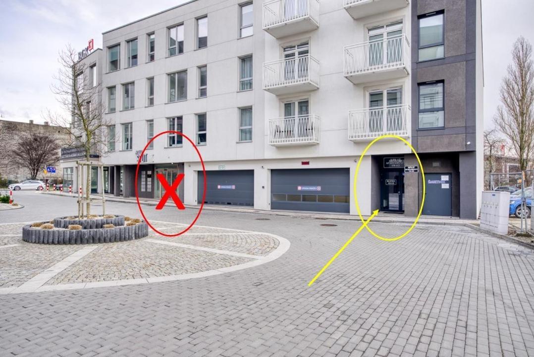 Ferienwohnung Roadway Silniczna Z Garazem Podziemnym Kielce Exterior foto